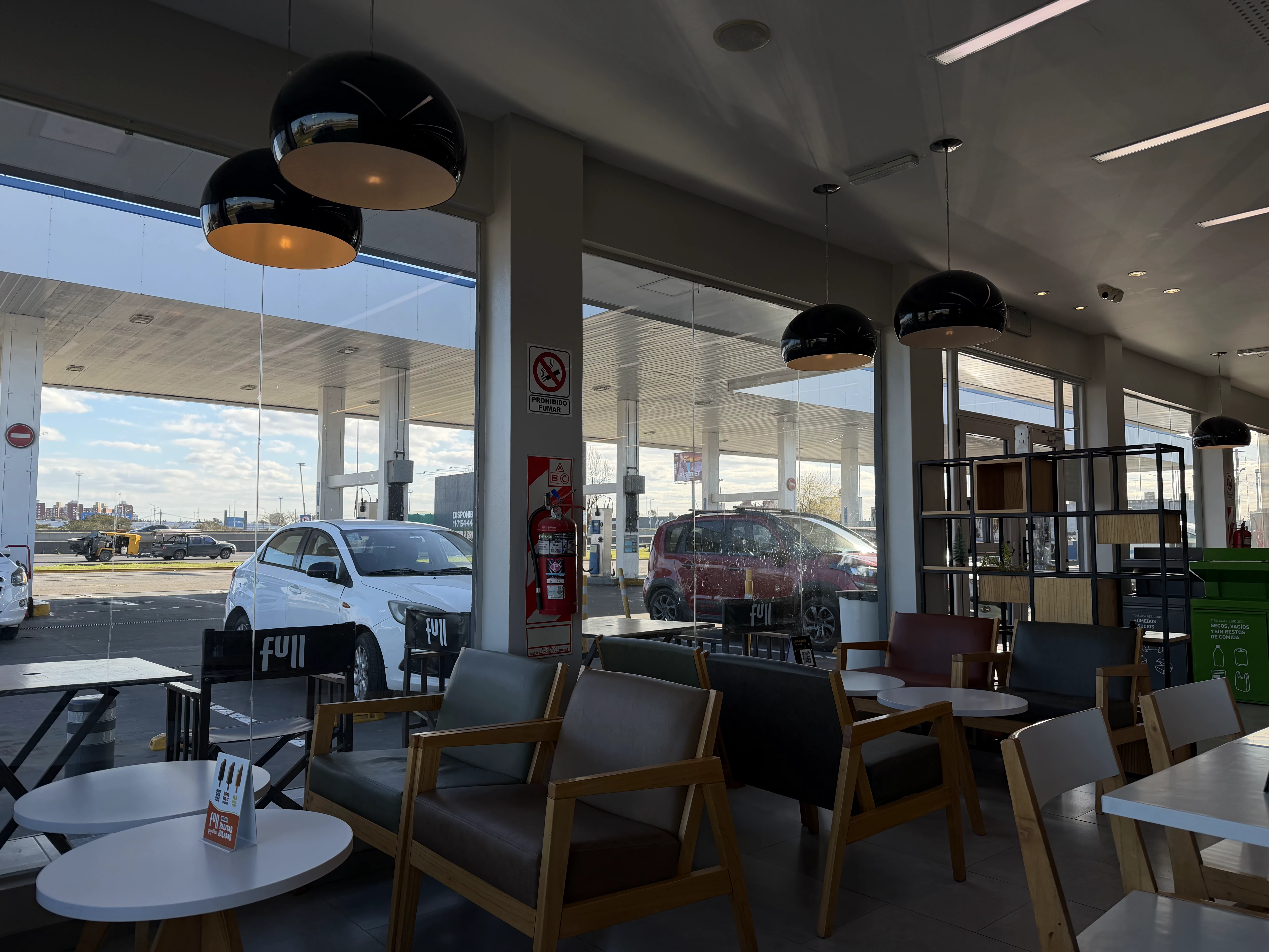 Tienda Full YPF Sarandí - Sant Energy